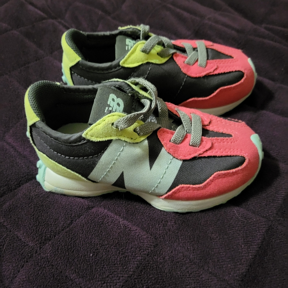 New balance 327